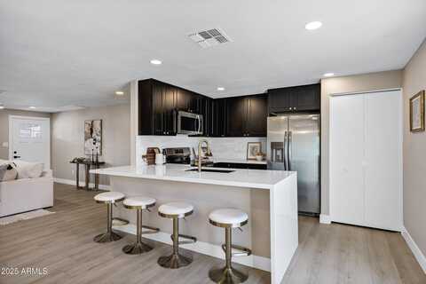 3902 E JOAN DE ARC Avenue, Phoenix, AZ 85032