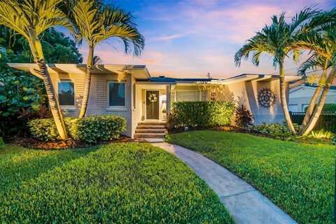 121 28TH AVENUE NE, Saint Petersburg, FL 33704