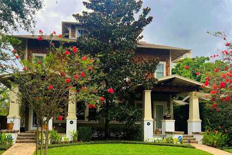 609 S DAKOTA AVENUE, TAMPA, FL 33606