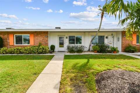 226 S PEBBLE BEACH BOULEVARD, SUN CITY CENTER, FL 33573