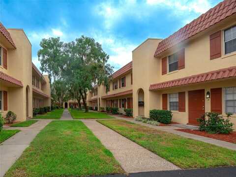 1112 W MAIN STREET, LEESBURG, FL 34748