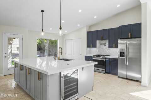 6920 W VIA MONTOYA Drive, Glendale, AZ 85310