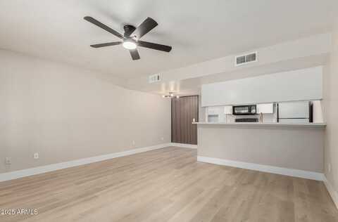 8838 N 8TH Street, Phoenix, AZ 85020