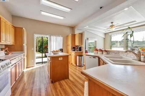 3698 Braden Road, Camino, CA 95709