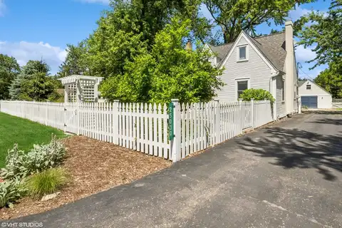 25030 W. Fox Avenue, Antioch, IL 60002