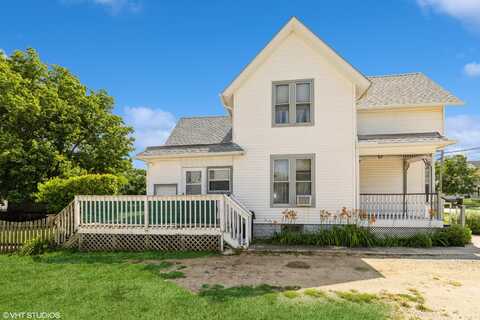 211 E. Main Street, Genoa, IL 60135
