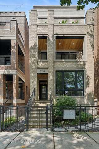 2724 N. Wayne Avenue, Chicago, IL 60614