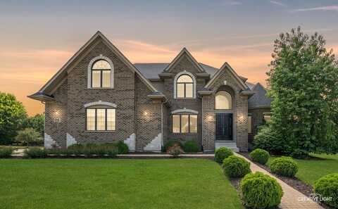 4604 Shumard Lane, Naperville, IL 60564
