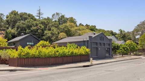 307 Bodega Avenue, Petaluma, CA 94952