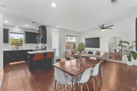 521 Deep Rose Place, Santa Rosa, CA 95407