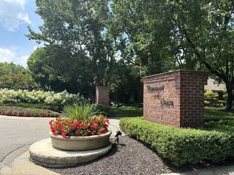 7930 Beaumont Green Place, Indianapolis, IN 46250