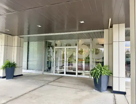 3965 N Meridian Street, Indianapolis, IN 46208
