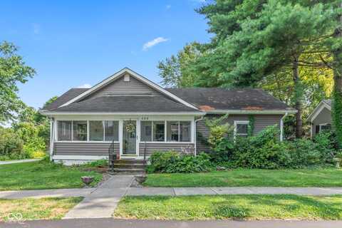 555 W Hawthorne Street, Zionsville, IN 46077