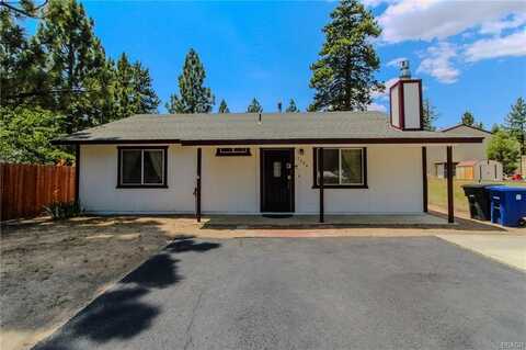 1084 Hugo Lane, Big Bear City, CA 92314