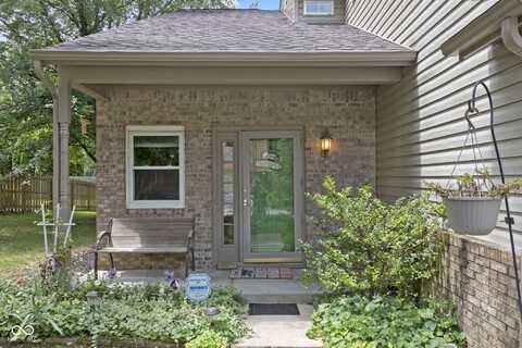 7546 Dry Branch Court, Indianapolis, IN 46236