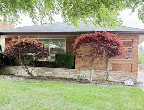 20283 Lennon, Harper Woods, MI 48225