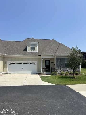 14 N River, Grosse Pointe Woods, MI 48236