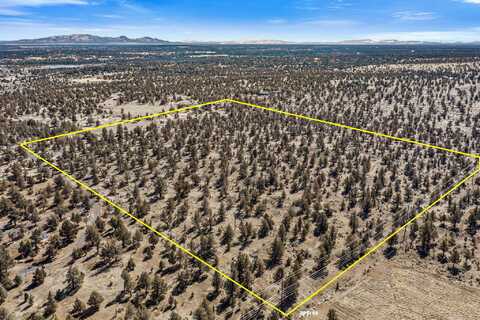 605 NW 95th Street, Redmond, OR 97756