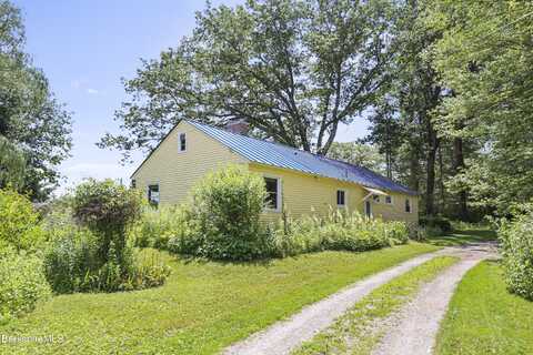 11 Squanto Rd, Lanesborough, MA 01237