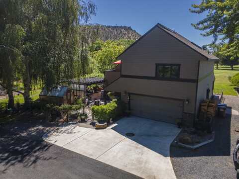 101 NE Marmot Lane, Prineville, OR 97754
