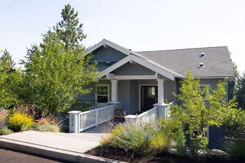 3098 NW Colonial Drive, Bend, OR 97703