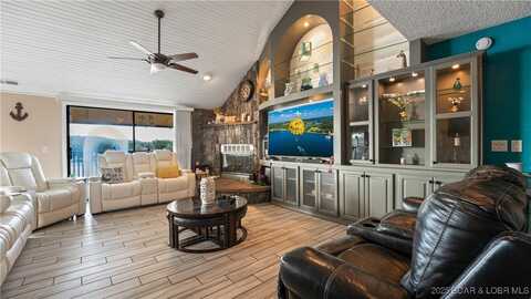 70 Sunrise Ridge Drive, Sunrise Beach, MO 65079