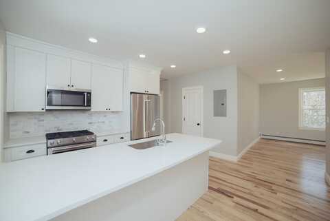 25 Edison Green, Boston, MA 02125