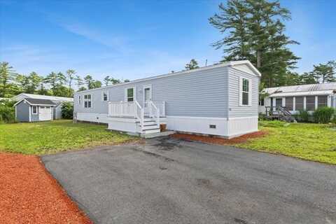 132 Queen Dr, Wareham, MA 02576