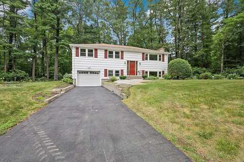 12 Lafayette Lane, Norfolk, MA 02056