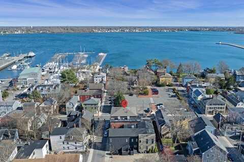 114 Derby St, Salem, MA 01970