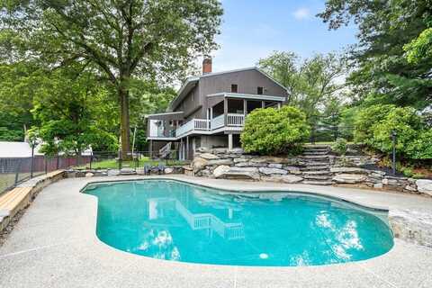 292 Berlin Rd, Bolton, MA 01740