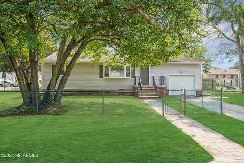 567 Garfield Avenue, Toms River, NJ 08753