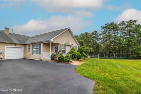 31 Walkabout Court, Manchester, NJ 08759