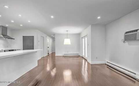 35 Amberly Drive, Manalapan, NJ 07726