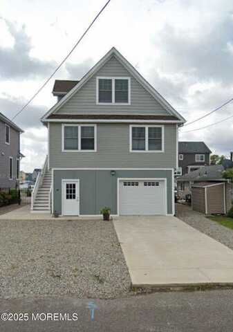 250 Butler Boulevard, Bayville, NJ 08721