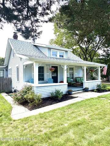 542 Princess Court, Toms River, NJ 08753