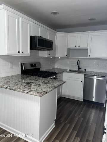 186 Ocean Avenue, North Middletown, NJ 07748