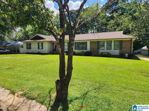 6827 SUNNY DELL DRIVE, BESSEMER, AL 35023