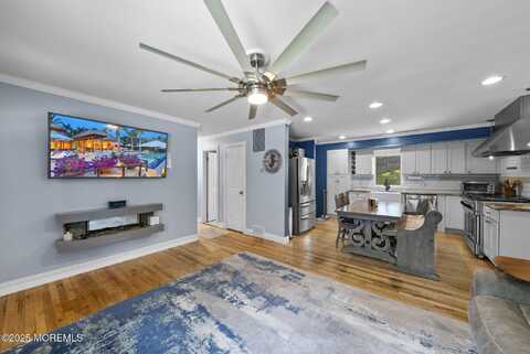 21 Birch Drive, Jackson, NJ 08527