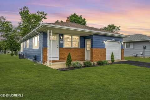 237 Harrington Drive N, Toms River, NJ 08757