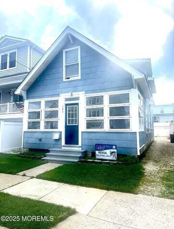 191 3rd Avenue, Manasquan, NJ 08736