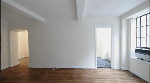 353 West 56th Street, New York, NY 10019