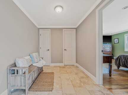 33 Pershing Avenue, Babylon, NY 11702