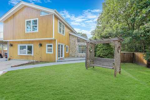 402 Johnson Avenue, Bohemia, NY 11716