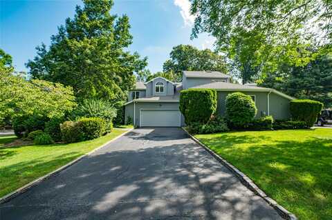 8 Gerriet Court, Northport, NY 11768