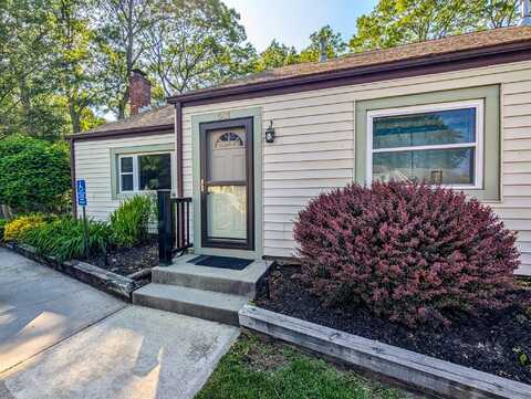 501 Lake Court, Middle Island, NY 11953
