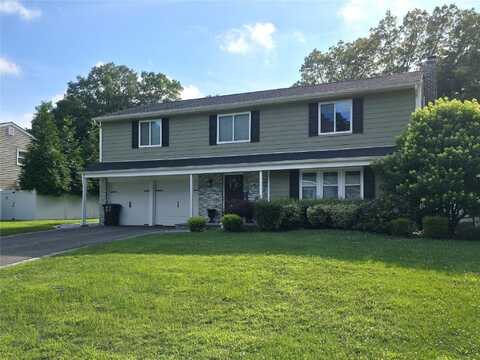 27 Summerfield Drive, Lake Grove, NY 11755