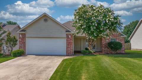1312 Hemingway, Jonesboro, AR 72405
