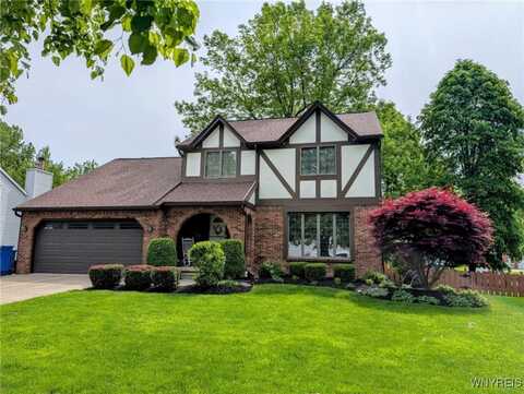 23 Grasspointe Drive, Amherst, NY 14228