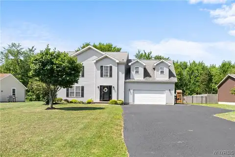 910 Lake Street, Evans, NY 14006